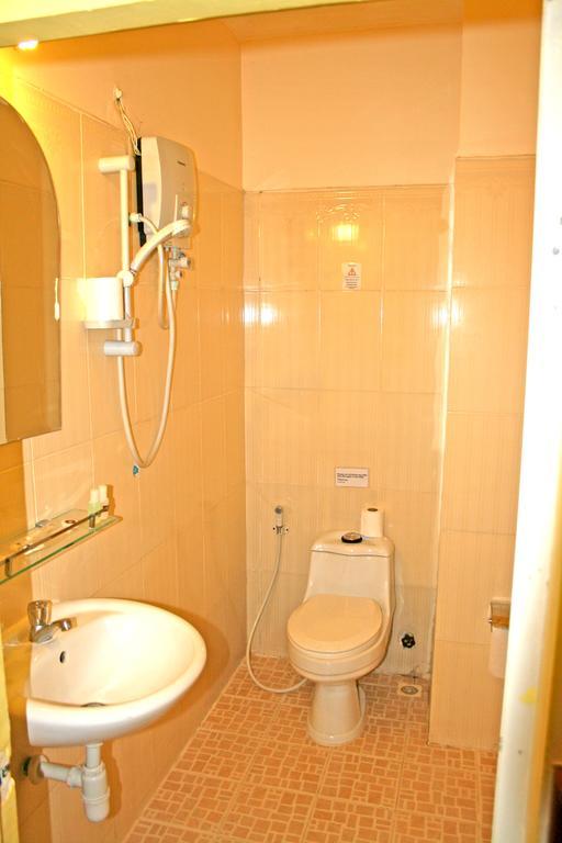 Firefly Guesthouse - The Berlin Angkor Siem Reap Ruang foto